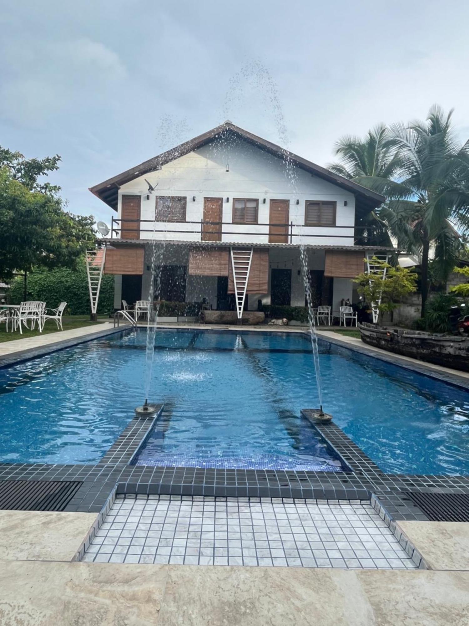 Royal Crown Residency Hotel Talawatugoda Kültér fotó